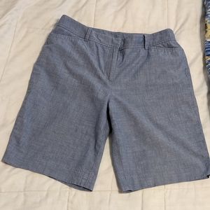 Talbots perfect short in a dusty blue (almost chambray) color size 10